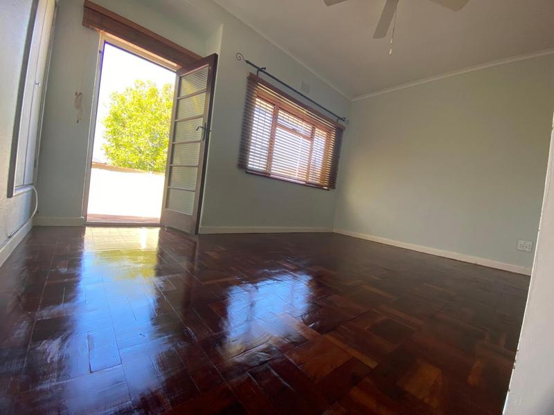 To Let 2 Bedroom Property for Rent in Kenilworth Western Cape
